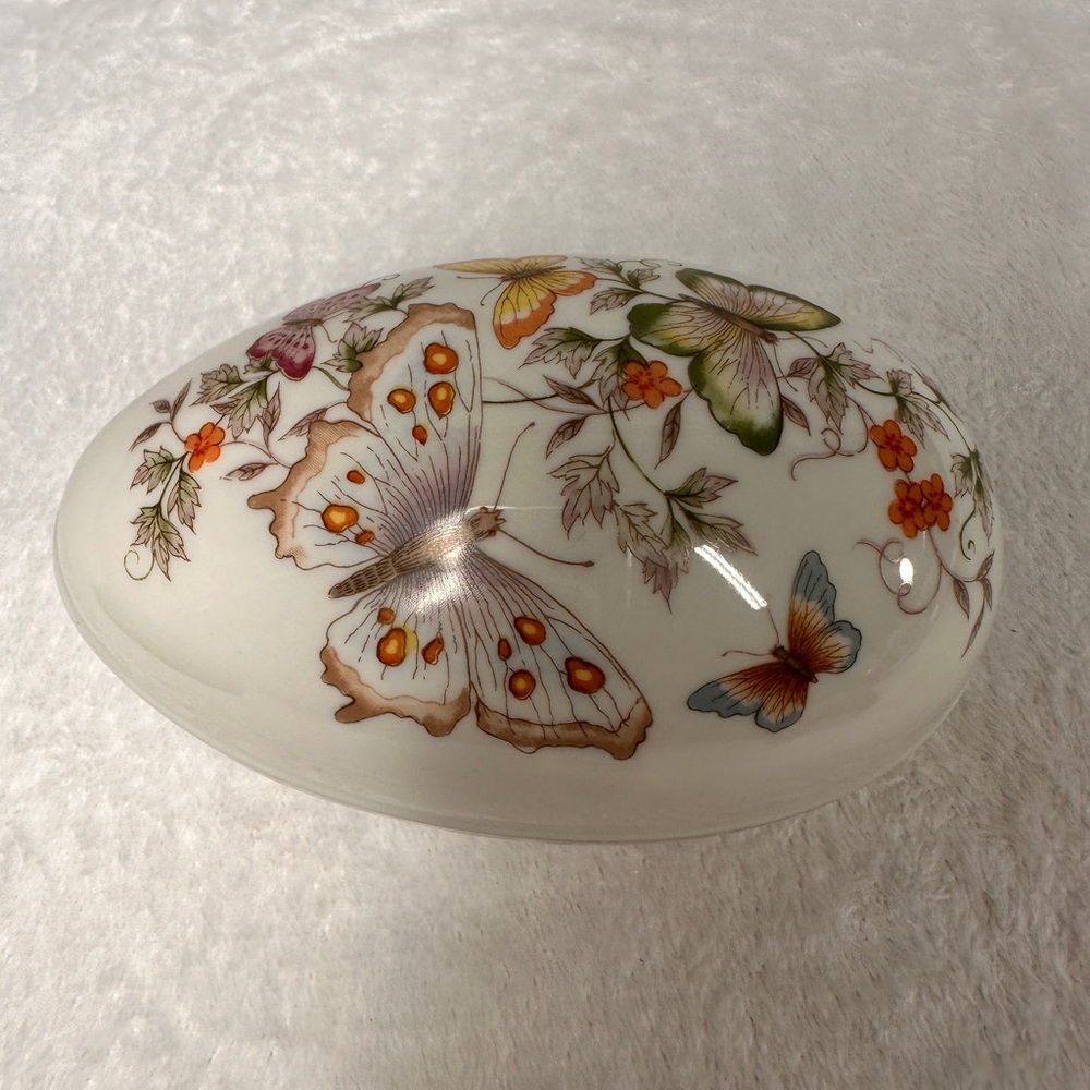 Vintage 2 Avon Butterfly Fantasy Porcelain Treasure Eggs 22K Trim 1974 Japan - Picture 8 of 14